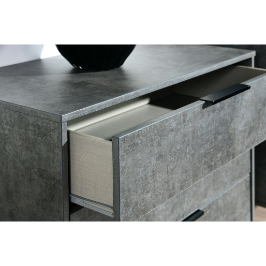 Hong Kong 5 Drawer Chest